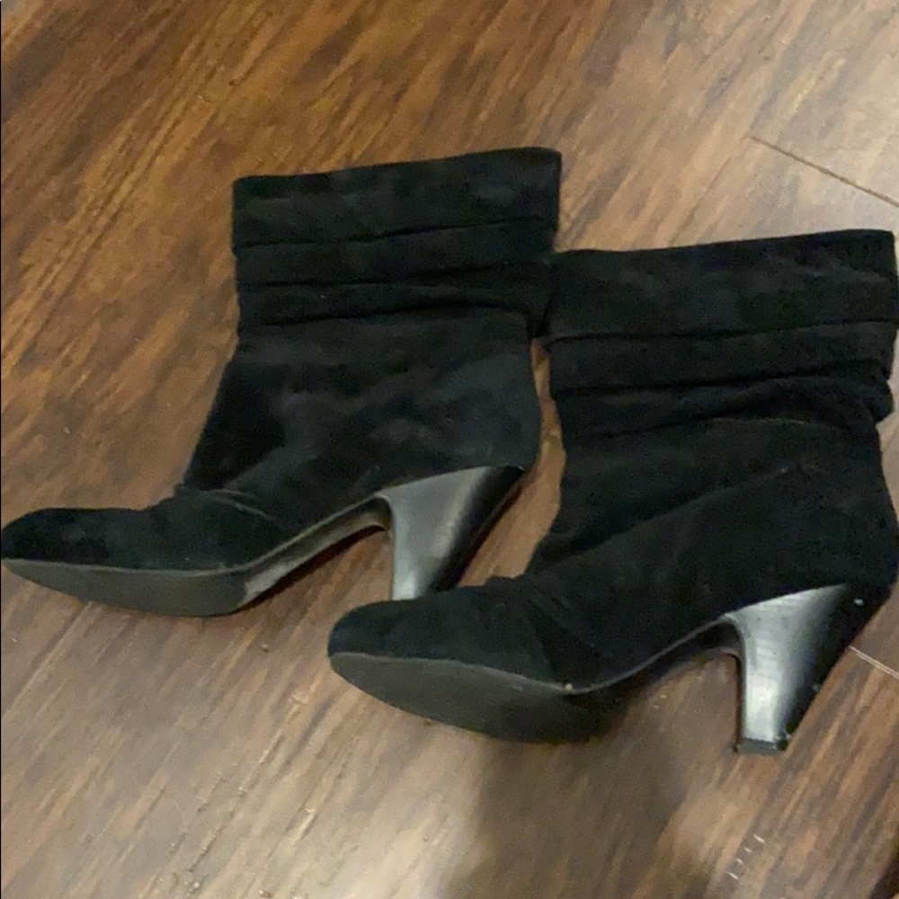 Jessica Simpson mid rise booties